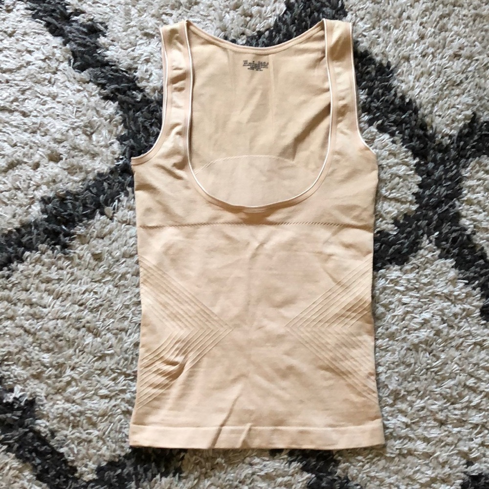 Shape Wear - image 1